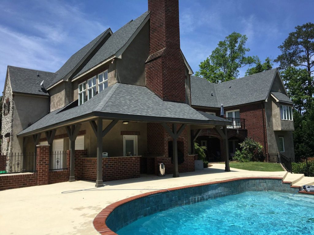 9 signs you need a roof replacement in Huntsville Alabama